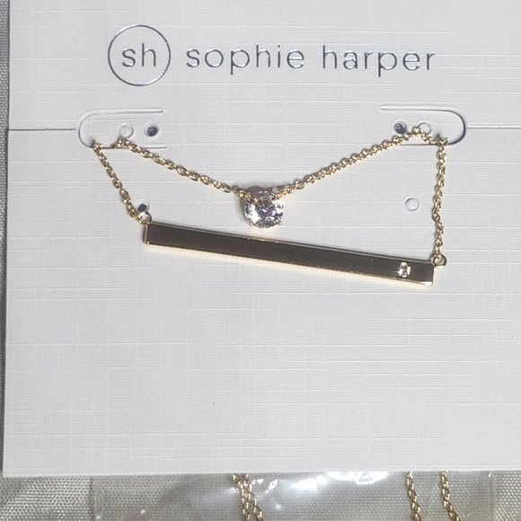 Sophie Harper Set of 2 Gold Necklaces Bar & Crystal Pendant from Rocksbox - Picture 2 of 5